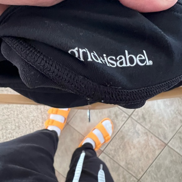 Ingrid and Isabel maternity faux leather leggings size Small - Picture 2 of 4